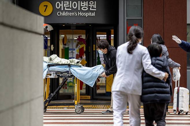전공의들이 집단 사직서를 제출한 서울의 한 대학병원 어린이 병원의 모습. ⓒ시사IN 박미소