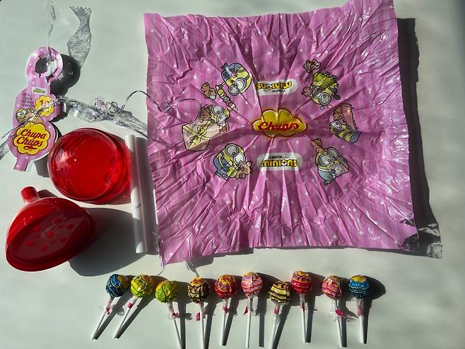 화이트데이 선물 세트를 해체한 모습. 주소현 기자