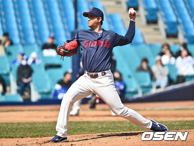 [OSEN=대구, 이석우 기자]롯데 자이언츠 선발투수 반즈가 역투하고 있다. 2024.03.14 / foto0307@osen.co.kr