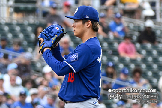 다저스와 MLB 역대 투수 최대 규모 계약을 맺은 야마모토