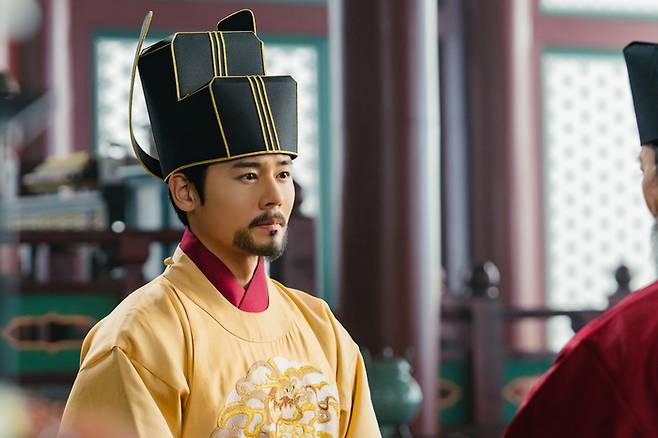 KBS2 대하사극 ‘고려 거란 전쟁’에서 현종 왕순 역을 연기한 배우 김동준 출연장면. 사진 KBS