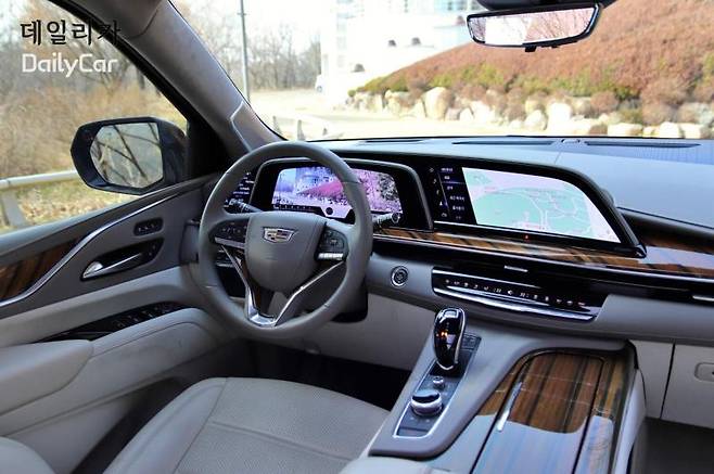 캐딜락, 에스컬레이드 ESV