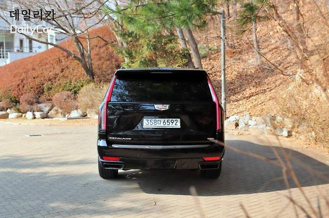 캐딜락, 에스컬레이드 ESV