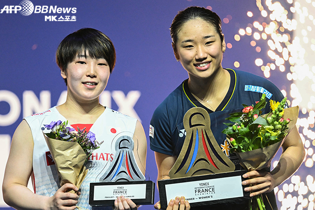 2024 프랑스오픈 준우승 야마구치 아카네(왼쪽), 챔피언 안세영. 사진=AFPBBNews=News1