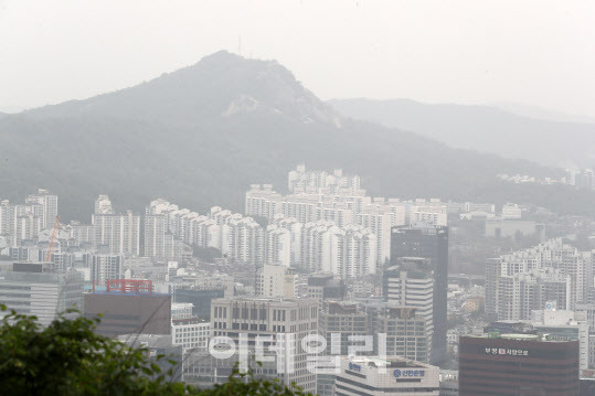 지난해 봄 발생한 황사 모습. (사진=이데일리 방인권 기자)