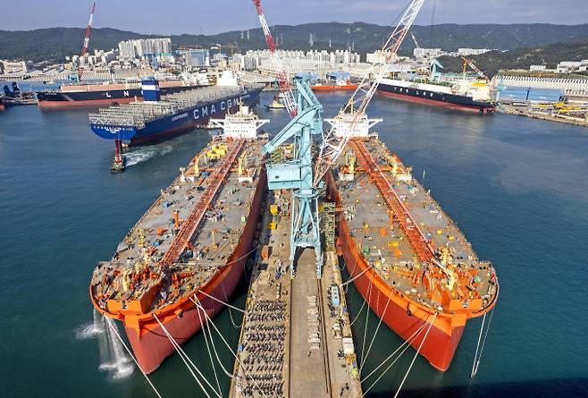 국내 조선사들이 신입 채용에 나선다. 사진은 HD현대중공업 울산조선소. /사진=HD한국조선해야