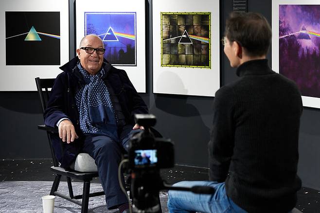 인터뷰 중인 오브리 파월 / 그라운드시소