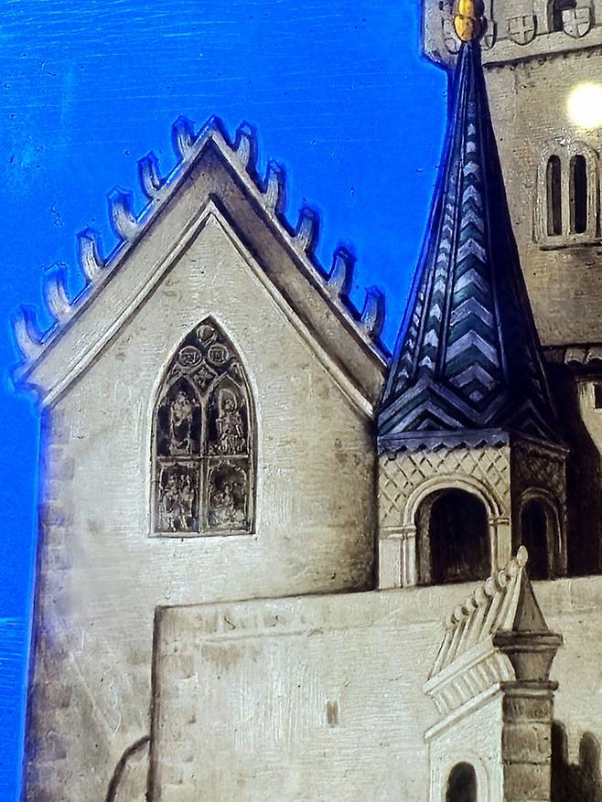 스테인드글라스에 담긴 교회 스테인드글라스.