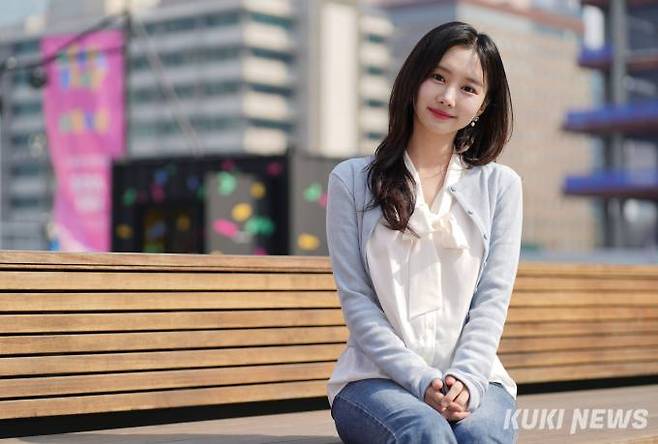 LCK ‘안방마님’ 윤수빈 아나운서가 15일 광화문에서 쿠키뉴스와 만났다. 사진=박효상 기자