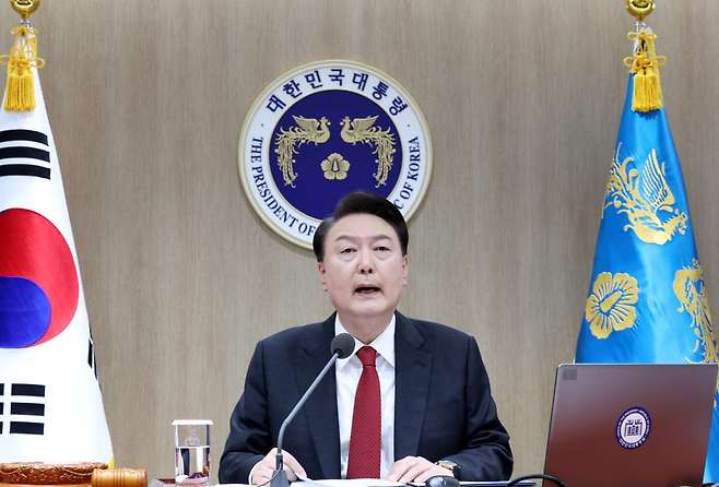 윤석열 대통령이 의대 증원에 대한 확고한 의지를 드러냈다. 4월 중 의료개혁특별위원회를 통해 구체적인 의료개혁을 추진할 예정이다./연합뉴스