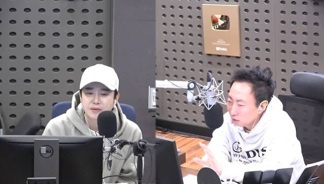 사진=방송인 김태진(왼쪽), 개그맨 박명수/KBS 쿨FM ‘박명수의 라디오쇼’ 캡처