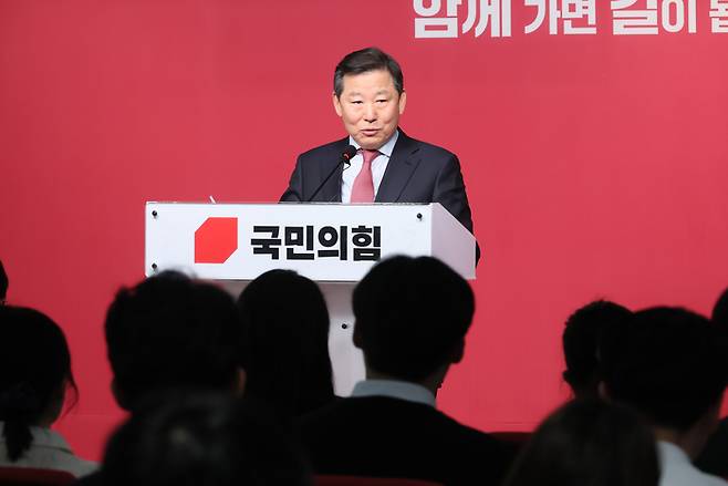 국민의힘 이철규 의원이 20일 서울 여의도 중앙당사에서 현안 관련해 브리핑하고 있다.