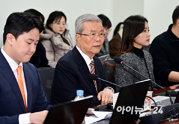 김종인 개혁신당 공천관리위원장이 지난 7일 오전 서울 여의도 국회의원회관에서 열린 공천관리위원회의에서 발언하고 있다. [사진=곽영래 기자]