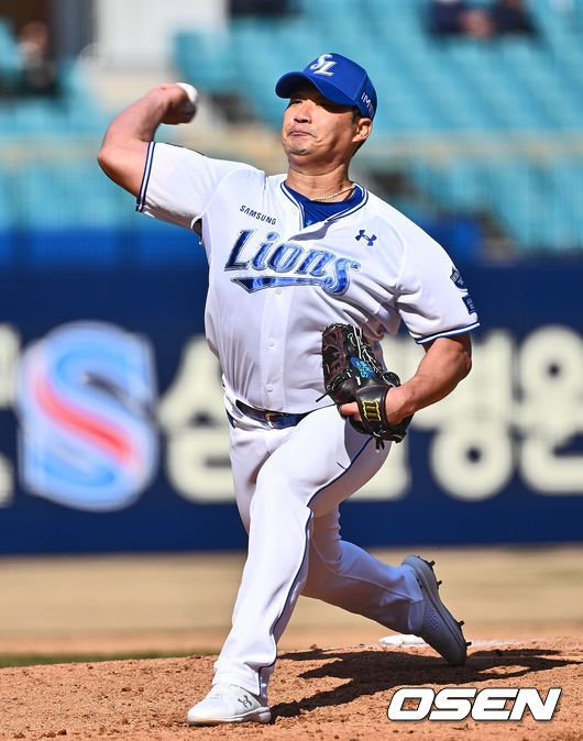 [OSEN=대구, 이석우 기자]삼성 라이온즈 오승환이 역투하고 있다. 2024.03.14 / foto0307@osen.co.kr