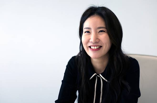 지난 18일 세계일보 사옥에서 만난 피아니스트 김경은이 예술의전당 영재아카데미 시절부터 가르친 첫 제자 임윤찬과의 인연 등을 들려주고 있다. 허정호 선임기자