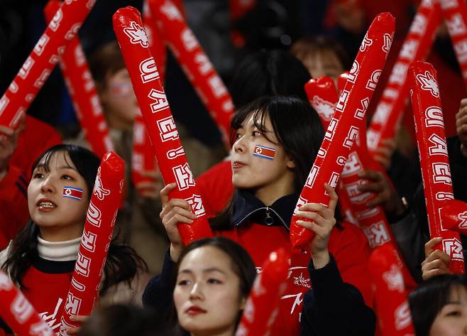 ▲ 북한축구협회가 2026 북중미 월드컵 아시아지역 2차 예선 B조 조별리그 4차전 일본과 홈경기를 26일 평양에서 개최하기 어렵다는 의사를 갑작스럽게 표명했다. ⓒ연합뉴스/REUTERS