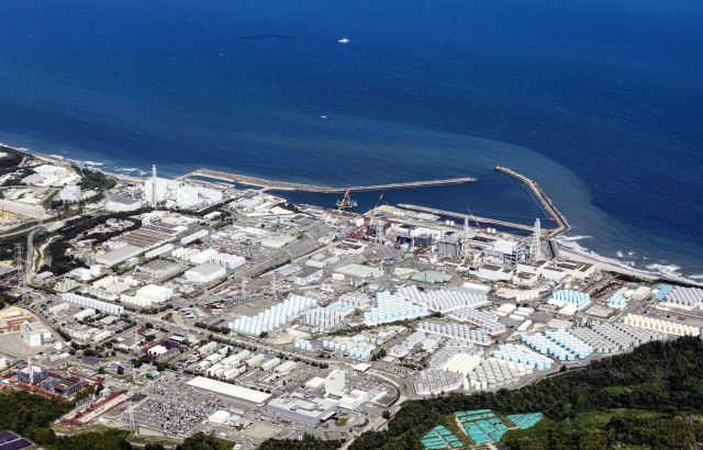 일본 후쿠시마 제1원전 전경. 일본 도쿄전력은 지난해 8월부터 원전 오염수를 방류하고 있다.      로이터연합뉴스