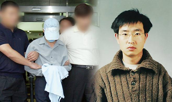 경찰관 살해범 이학만이 2004년 8월17일 검찰에 송치되기 위해 치료를 받던 이대목동병원을 나서고 있다. 오른쪽은 이학만 도피 당시 수배 사진 ⓒ연합뉴스·경찰청 제공