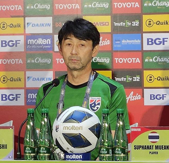 25일 기자회견에 나선 이시이 마사타다 태국 대표팀 감독. / 장민석 기자