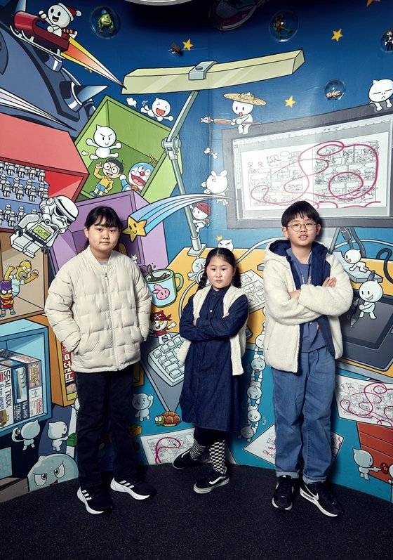 대한제국 말부터 일제강점기·광복·한국전쟁·경제발전·민주화 등 한국 근현대사와 궤를 같이해 발전한 한국 만화에 대해 알아본 소중 학생기자단.