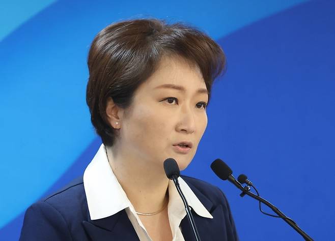 이언주 전 의원이 지난 1일 서울 여의도 더불어민주당 중앙당사에서 경기 용인정 출마선언 기자회견을 하고 있다. 뉴스1