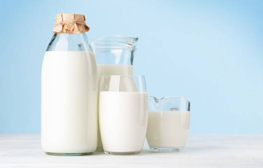 우유를 마시고 복통과 설사가 찾아왔다면 유당불내증을 의심할 수 있다｜ 출처: 게티이미지뱅크