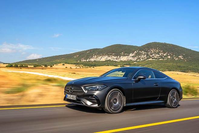 디 올-뉴 메르세데스-벤츠 CLE 200 쿠페