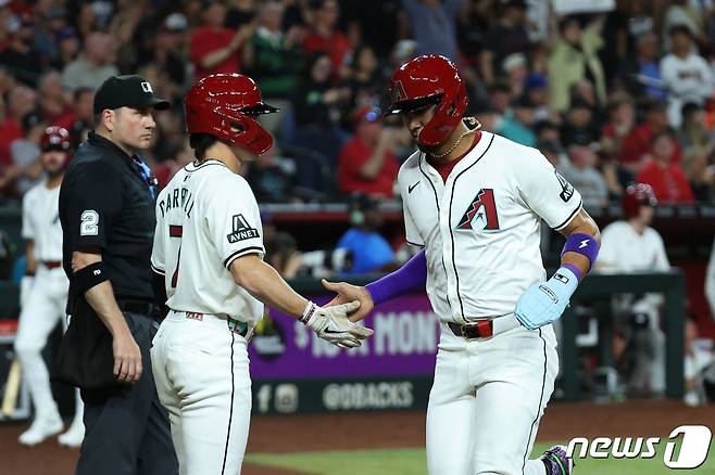 MLB 애리조나, 창단 후 한 이닝 최다 14득점 폭발…콜로라도 완파