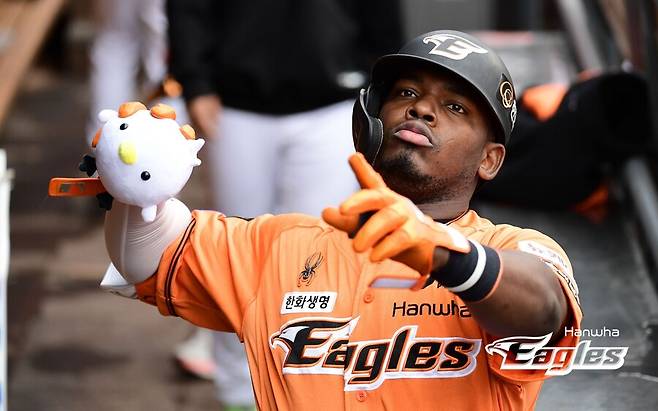 ▲ 한화 이글스 복덩이 요나단 페라자가 결승포를 터트리며 타선에 불을 제대로 붙였다. ⓒ 한화 이글스