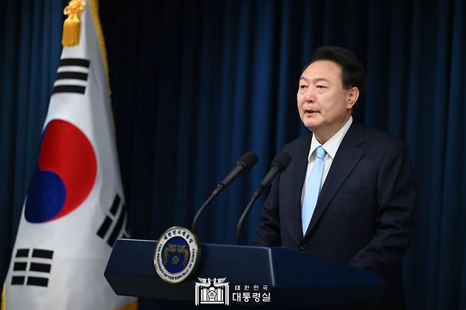 윤석열 대통령이 점진적 의대 정원 확대는 불가능하다고 밝혔다. /대통령실 제공