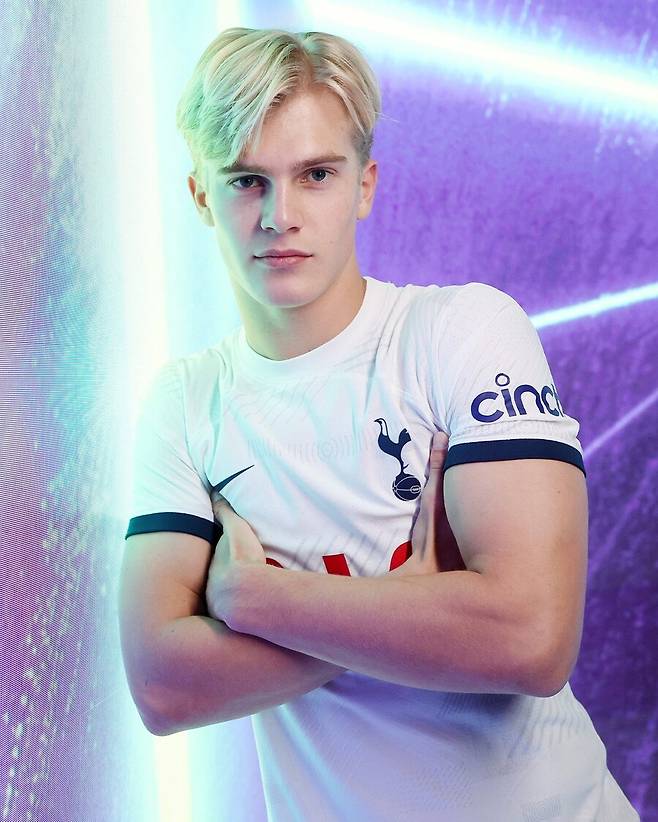 ▲&nbsp;루카스 베리발은 다음 시즌 토트넘에 합류할 예정이다. ⓒ토트넘 구단 SNS