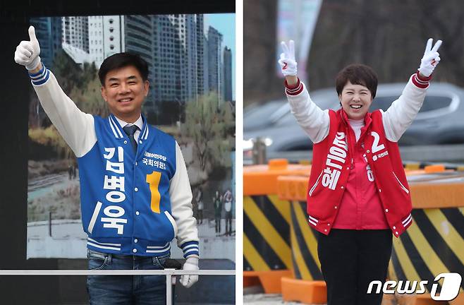 제22대 국회의원 선거 경기 성남 분당을에 출마한 김병욱 더불어민주당 후보(왼쪽부터)와 김은혜 국민의힘 후보가 공식 선거운동이 시작된 지난달 28일 오전 경기 성남시 분당구 일대에서 출근길 시민들에게 인사를 하고 있다. 2024.3.28/뉴스1 ⓒ News1 김영운 기자