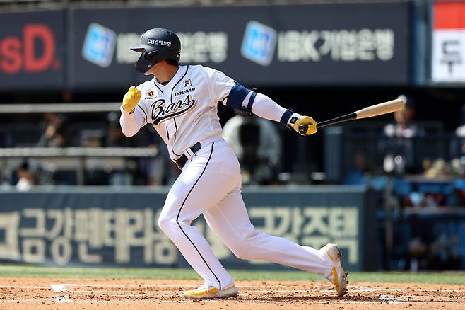 ▲ 오랜 기간 많은 리그 관계자들의 주목을 받았던 강승호의 잠재력은 올해 폭발 조짐을 보이고 있다 ⓒ두산베어스