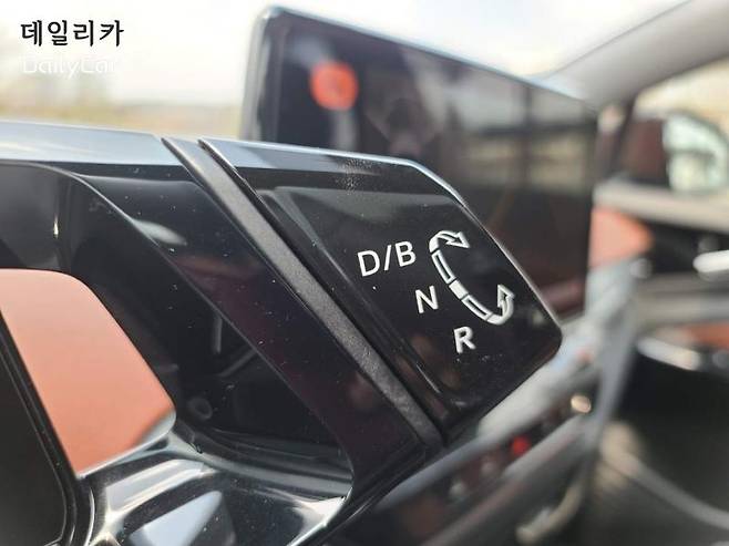 폭스바겐 전기 SUV ID.4 (변속레버)