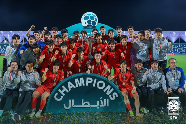 서아시아축구연맹 U-23 챔피언십 우승을 차지한 올림픽 대표팀 /대한축구협회 