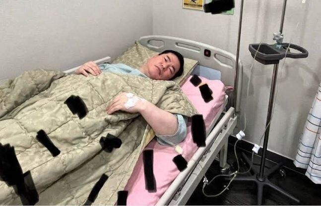 작년 12월 트럭 추돌 사고를 당한 유동규 씨가 병원에 입원했다. 유씨는 이때 사진을 소셜 미디어에 올리고 "나는 자살하지 않는다"고 썼다./유재일TV 갈무리·뉴스1
