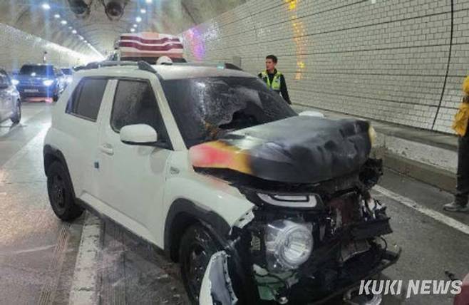 평창 영동고속도로 진부1터널 교통사고(강원특별자치도 소방본부 제공)