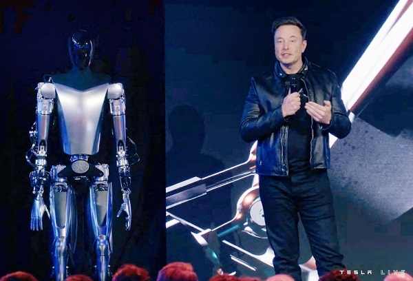 일론 머스크 테슬라 최고경영자(CEO)가 2022년 미국 캘리포니아주 팰로앨토에서 자사가 개발한 휴머노이드 로봇(프로젝트명 옵티머스) 시제품을 처음으로 선보이는 모습. 당시 머스크 CEO는 대량 생산을 전제로 향후 대당 2만달러 미만 가격에 테슬라 로봇이 시판돼 생산 현장의 반복·위험업무에 투입될 것이라고 말했습니다. 테슬라