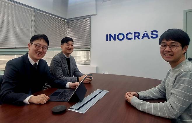 오백록 CPO(가운데)는 "연구와 진료를 도무지 병행할 수 없어 교수직을 던지고 이노크라스 연구팀에 합류했다"고 말했다. /사진=박건희 기자