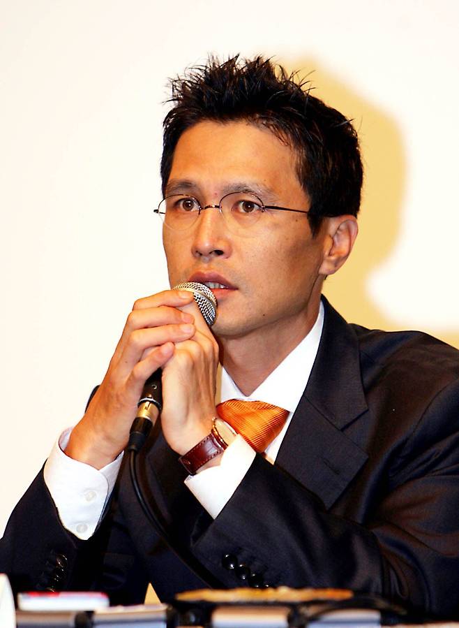 1조6천억원대 라임자산운용 환매 중단 사태(라임 사태)의 주범 중 한명인 이인광 에스모 회장이 해외 도피 4년여 만에 붙잡혔다./연합뉴스