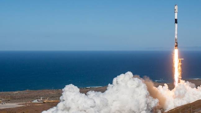 미국 우주탐사기업 스페이스X의 팰컨9 로켓이 발사되고 있는 모습. / 사진=스페이스X