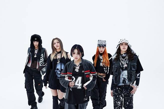 [서울=뉴시스] 영파씨. (사진 = RBW, DSP 미디어 제공) 2024.04.08. photo@newsis.com *재판매 및 DB 금지