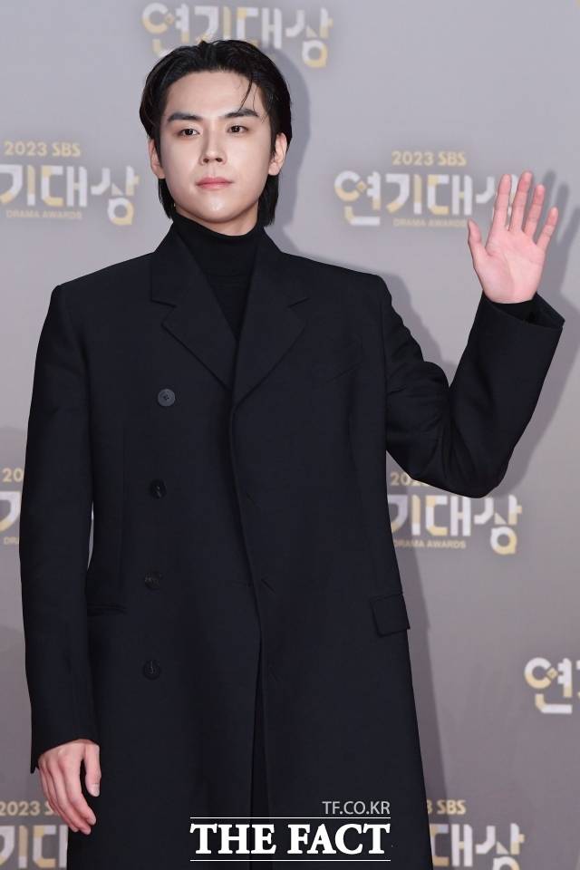 배우 김도훈이 '유어 아너'