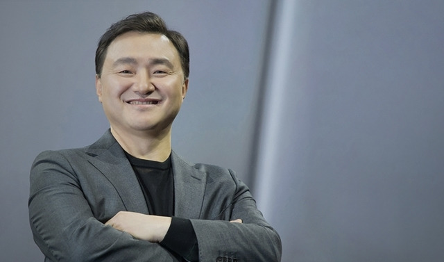 노태문 삼성전자 MX사업부장은 폴더블폰을 넘어 롤러블폰 개발 등 폼팩터 혁신을 이어나갈 계획이라고 밝혔다. /삼성전자