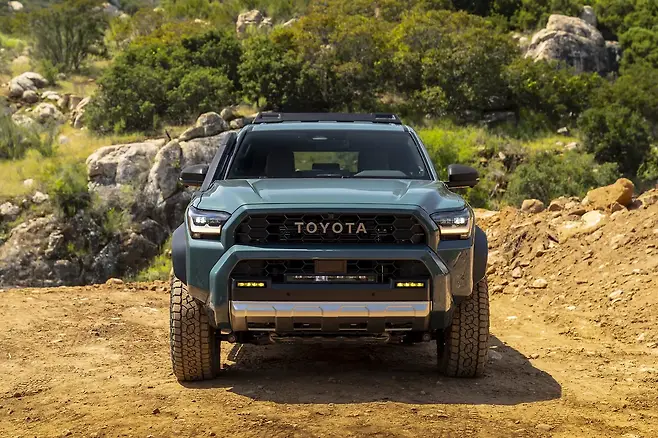 토요타 4Runner Trailhunter