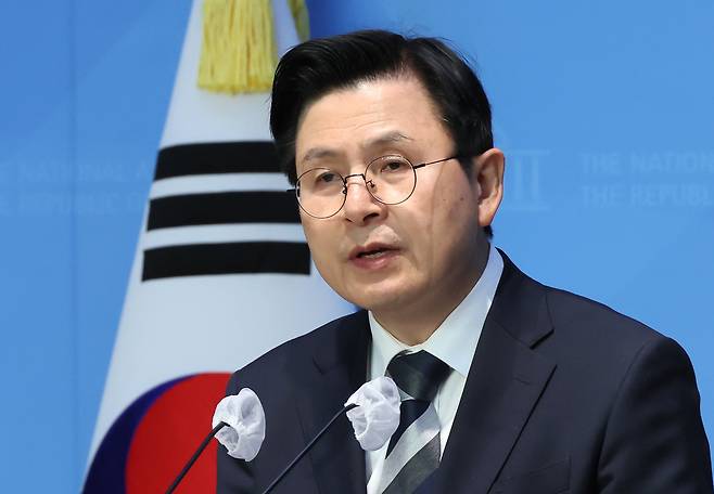 황교안 전 미래통합당(국민의힘 전신) 대표가 지난해 5월 23일 오후 국회 소통관에서 중앙선거관리위원회 관련 수사 촉구 기자회견을 하고 있다. 연합뉴스