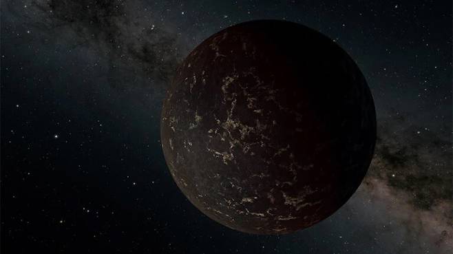 이 행성은 2022년 국제천문연맹이 주최한 외계행성 이름짓기 공모전에서 쿠아쿠아(나비란 뜻)라는 별칭을 얻었다. NASA/JPL-Caltech/R. Hurt (IPAC)