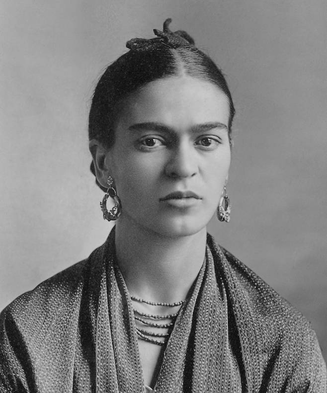 프리다 칼로 [Guillermo Kahlo]