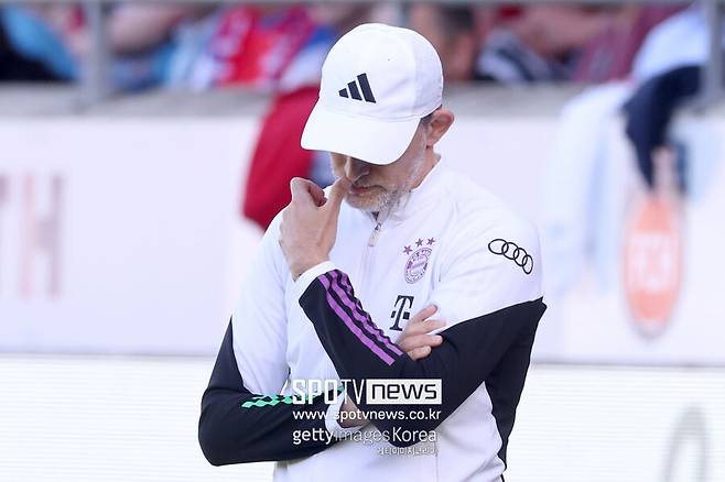 ▲ 토마스 투헬 바이에른 뮌헨 감독이 자신의 전술, 전략 무지를 김민재를 희생양으로 돌리는 것 같다는 분석이 나오고 있다.
