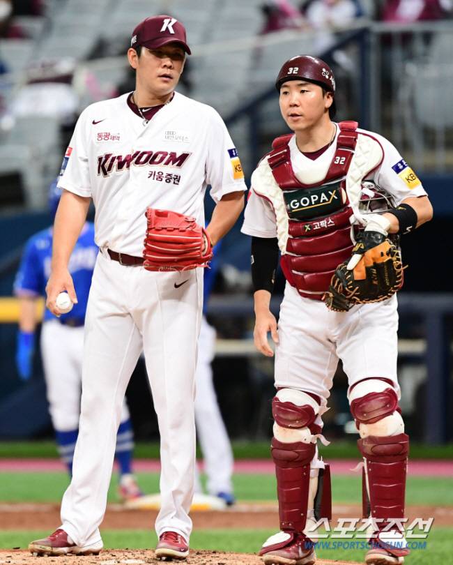 정찬헌의 전담포수로 뛰던 시절 김재현. 스포츠조선DB